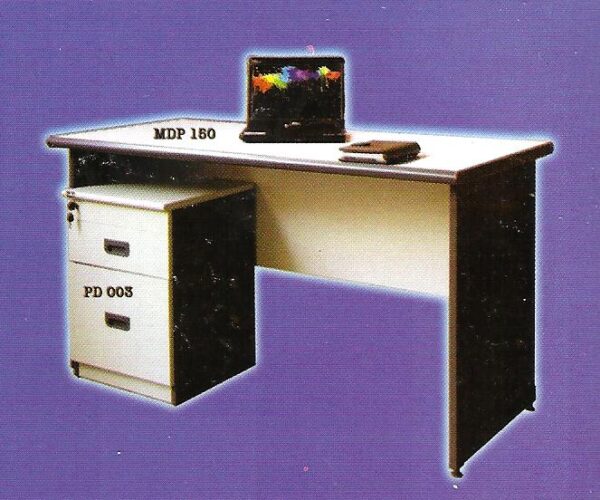 Meja Kantor Daiko MDP150